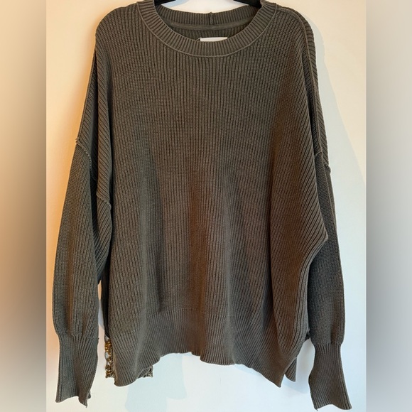 aerie Sweaters - Aerie Oversized Olive Green Crew Neck Sweater Size XL